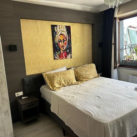 Yakut Old Hotel Istanbul Bagian luar foto